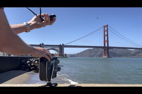 LIGHT CHECK GOLDEN GATE